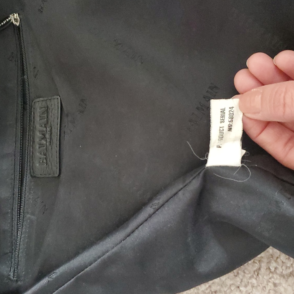 BALMAIN PARIS , Black Leather Men's And Women Shoulder Bag, Retail $1,450 - Picture 9 of 9